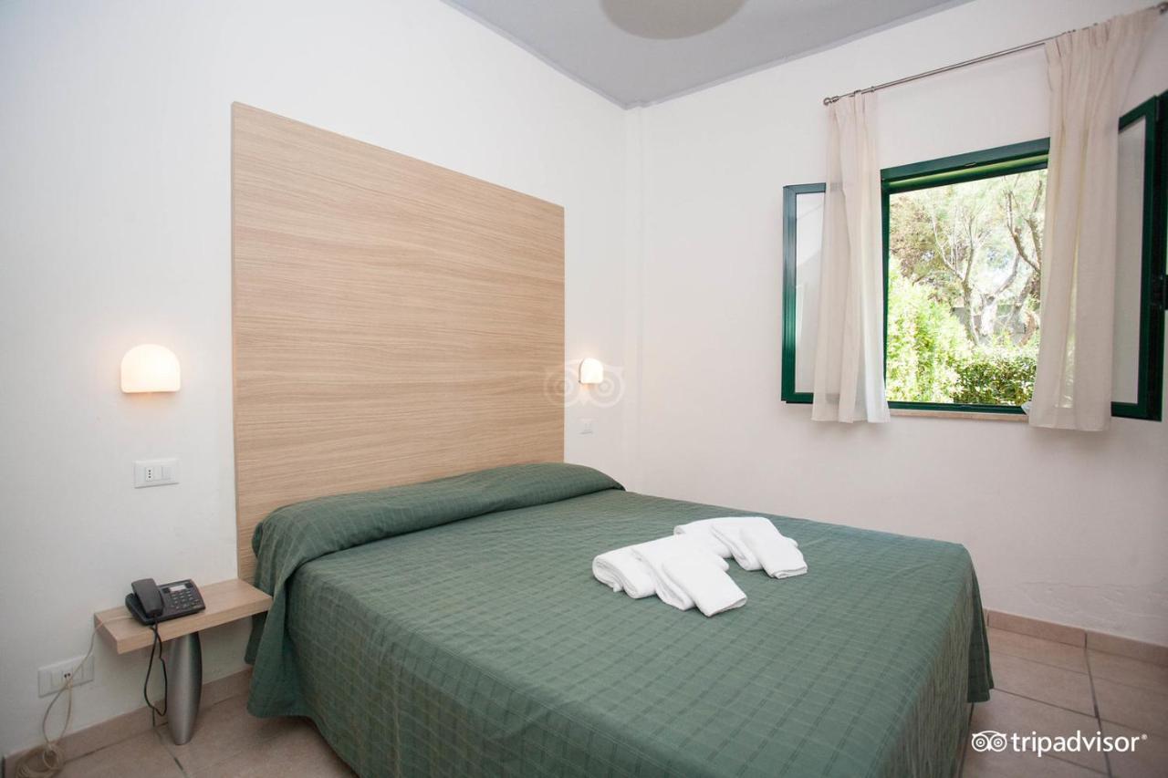 Villaggio Turistico Residenza Torre Rinalda Lecce Esterno foto