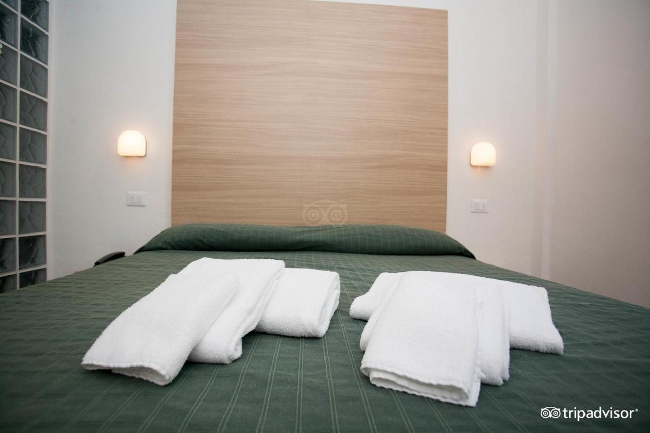 Villaggio Turistico Residenza Torre Rinalda Lecce Esterno foto